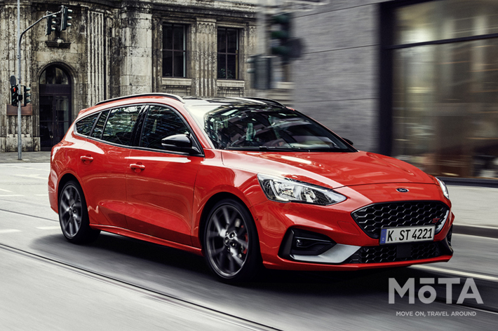 フォード フォーカスST ワゴン