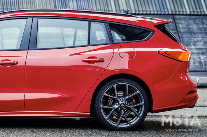 フォード フォーカスST ワゴン