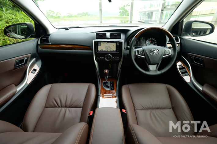 トヨタ アリオン A18 ”G-plusパッケージ”[FF](2016年6月登場モデル)