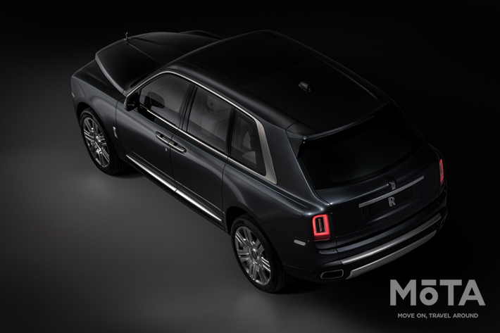 ロールスロイス カリナン