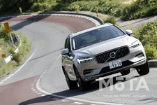 ボルボ XC60