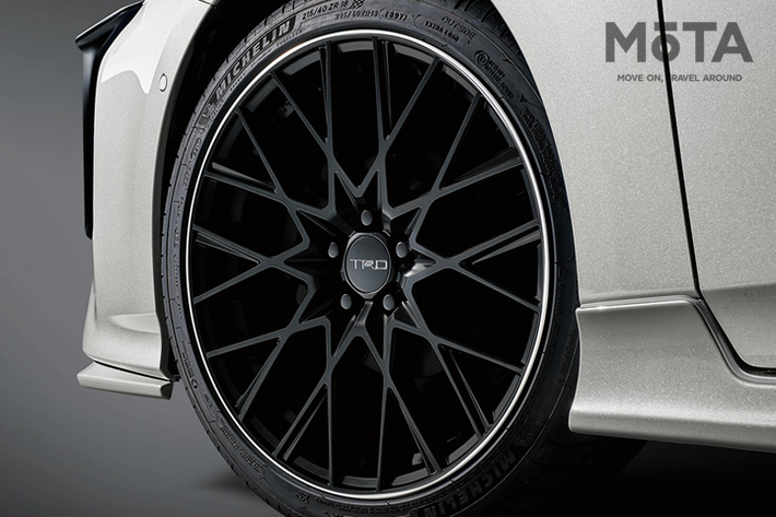 18インチアルミホイール「TRD TF9」タイヤセット リムブラッシュドマットブラック(ブラック)艶消しブラックと切削光輝リムの2トーン