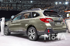 スバル アウトバック 北米仕様