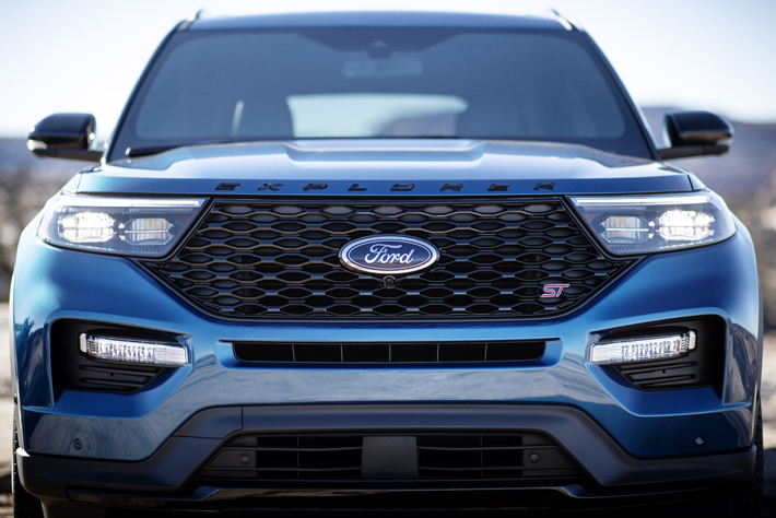 アメ車　フォード ラグ フォード エクスプローラー スポーツトラックの価格・新型情報