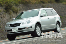 三菱 エアトレック（2001年～2009年）