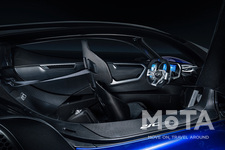 アルカンターラとコラボしたCzinger 21C