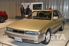 日産 レパード「さらばあぶない刑事」覆面パトカー仕様(F31レパード アルティマ 前期型)