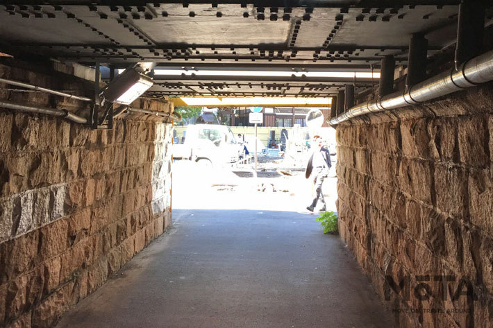 東京都港区芝浦　国鉄ガード下