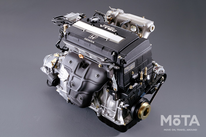 ・直列4気筒 1600cc DOHC VTEC B16A型