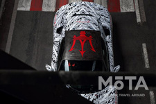 マセラティ  MC20プロトタイプ