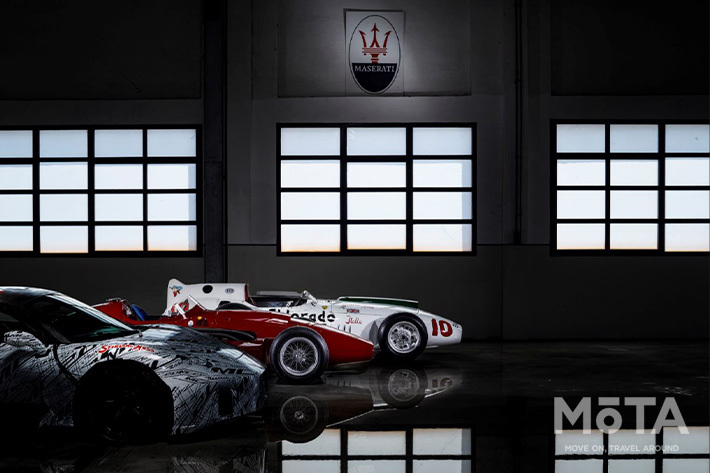 マセラティ  MC20プロトタイプ