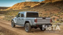 ジープ グラディエーター