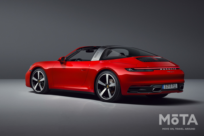 ポルシェ 新型911タルガ4