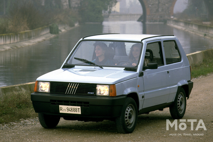 フィアットパンダ 40周年 初代