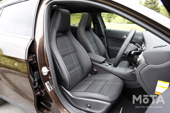 メルセデス・ベンツ GLA250 4MATIC