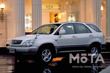 トヨタ 初代ハリアー 3.0 FOUR G  Package[2000年11月~／後期モデル]