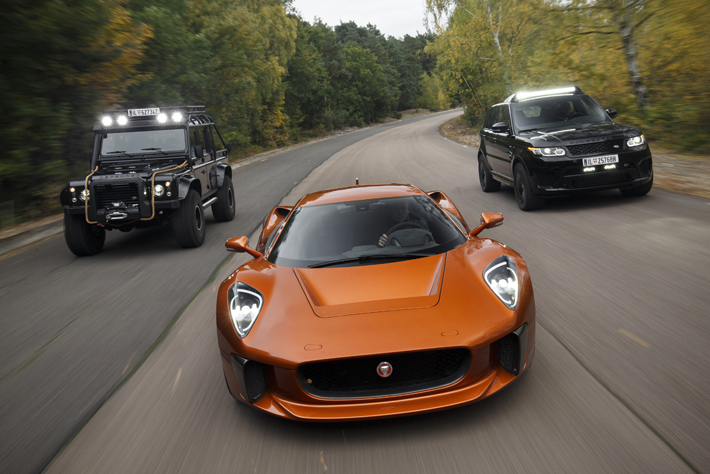 悪役の車に見えないほど美しいc X75も登場 007 スペクター に登場するクルマたち コラム Mota