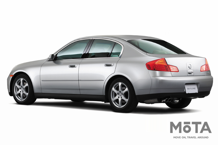 日産 スカイライン（11代目：V35型 300GT）