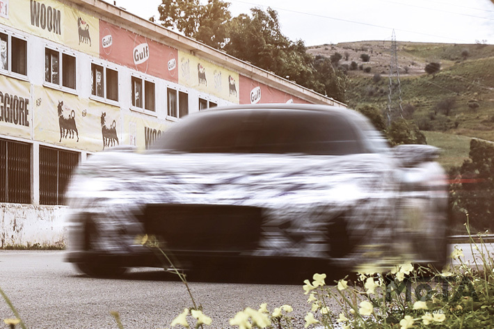 マセラティ MC20プロトタイプ