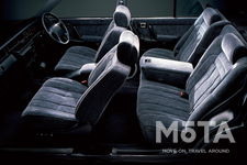 トヨタ クラウン（8代目：S13型）セダン