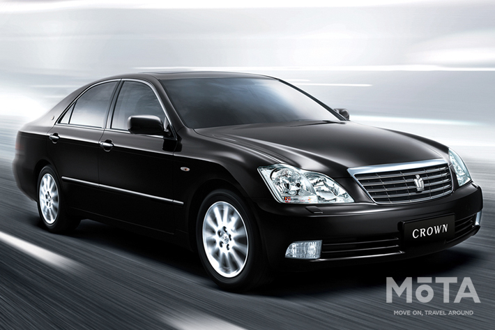 トヨタ クラウン（12代目：S17型）ロイヤルサルーン