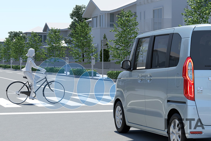 衝突軽減ブレーキ(CMBS)