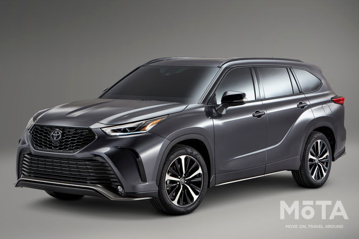 こちらは北米仕様のハイランダー(写真はスポーティ仕様の「ハイランダー XSE」)