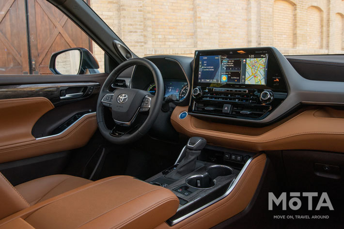 ランクル0並みにデカい 新型ハリアー兄弟車 ハイランダー は豪快なアメリカンサイズだった 画像ギャラリー No 10 特集 Mota