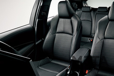 トヨタ カローラスポーツ HYBRID G “Style Package”