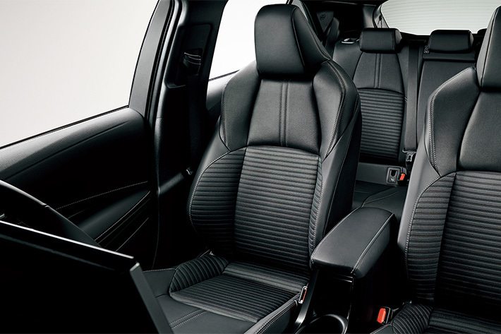 トヨタ カローラスポーツ HYBRID G “Style Package”