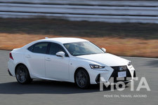 レクサス IS 300h F SPORT（2016年モデル）