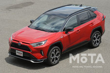 トヨタ RAV4 PHV Black-tone[ボディカラー：アティチュードブラックマイカ×エモーショナルレッドII]