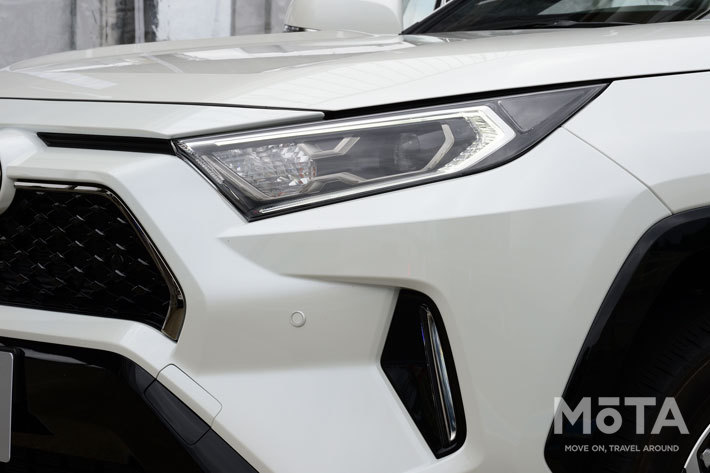 トヨタ RAV4 PHV G[ボディカラー：ホワイトパールクリスタルシャイン]