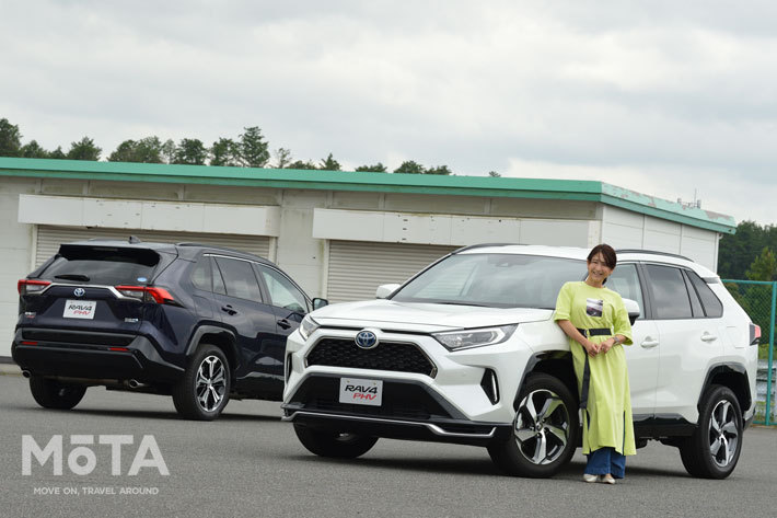 トヨタ RAV4 PHV(プラグインハイブリッド)