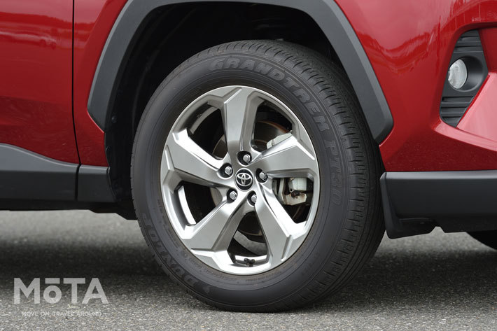 トヨタ RAV4 ハイブリッド