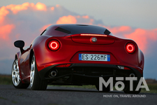 アルファロメオ 4C