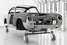 アストンマーティン DB5ゴールドフィンガー・コンティニュエーション