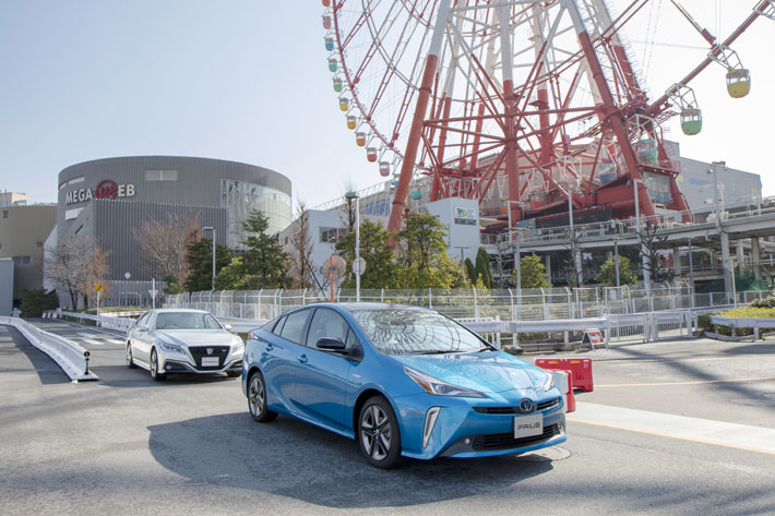 ヤリスクロスにも乗れる お台場メガウェブは財布に優しい優良お出かけスポット 年 現地レポート 新車 車イベント22年 Mota