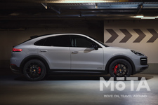 ポルシェ 新型カイエン GTS クーペ