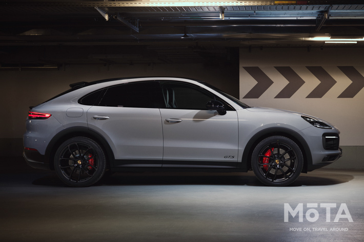 ポルシェ 新型カイエン GTS クーペ