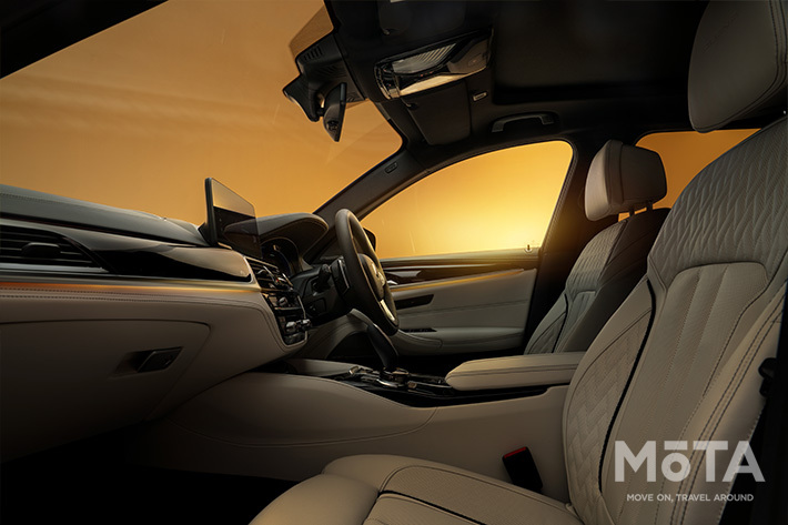 BMWアルピナ 新型B5