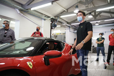 フェラーリ SF90 Stradale 新作短編映画「Le Grand Rendez-Vous」