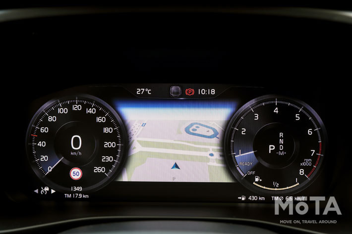 ボルボ XC40 T4 モメンタム(FF)[※画像は2019年モデル]