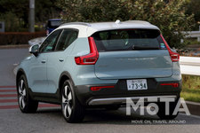 ボルボ XC40 T4 モメンタム(FF)[※画像は2019年モデル]