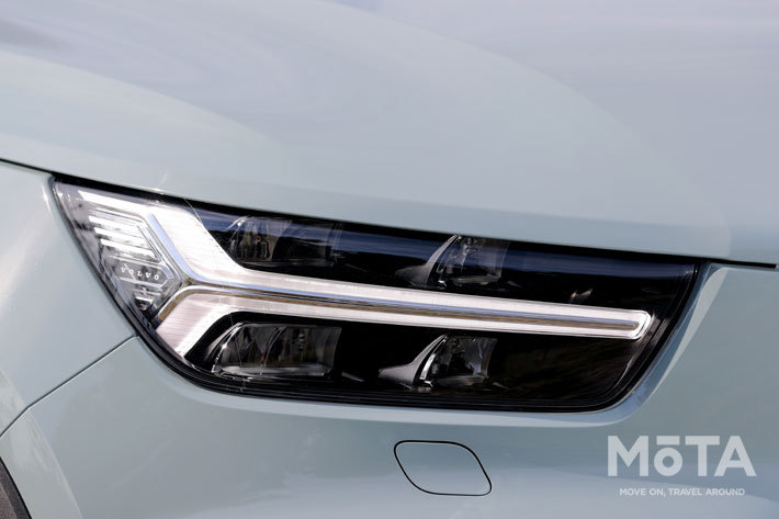 ボルボ XC40 T4 モメンタム(FF)[※画像は2019年モデル]