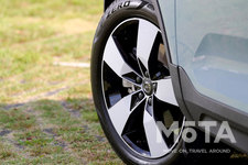 ボルボ XC40 T4 モメンタム(FF)[※画像は2019年モデル]