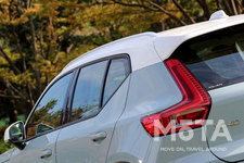 ボルボ XC40 T4 モメンタム(FF)[※画像は2019年モデル]