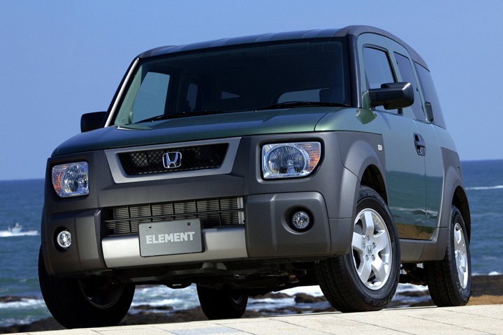 今なら大ヒット間違いなしなsuv3選 どれも個性的なラシーン クロスロード エレメントを紹介 話題を先取り 新型車解説22 Mota