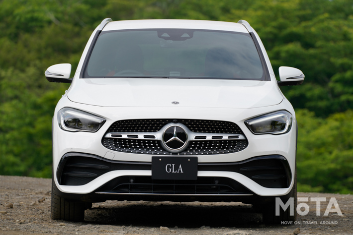 メルセデス・ベンツ 新型GLA 200d 4MATIC