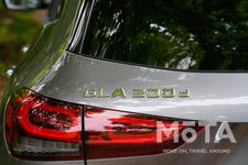 メルセデス・ベンツ 新型GLA 200d 4MATIC